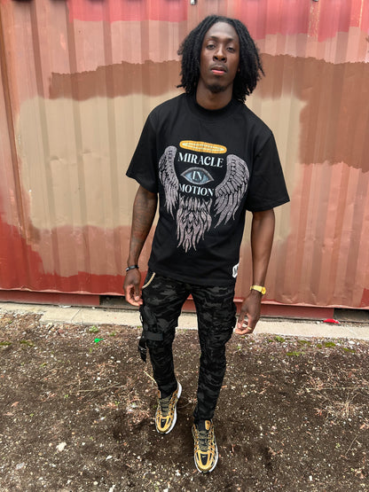 MIRACLE IN MOTION Signature Tee (Black/Oversized)
