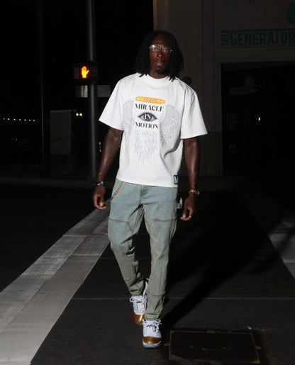 MIRACLE IN MOTION Signature Tee (White/Oversized)
